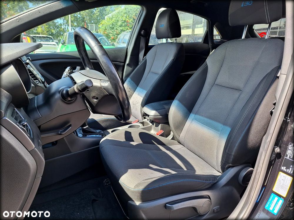 Hyundai i30 1.6 GDI BlueDrive Premium DCT - 11