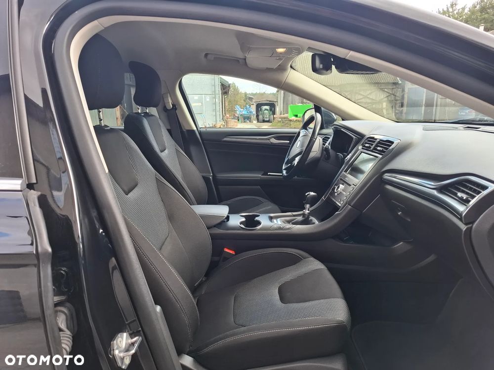 Ford Mondeo 2.0 EcoBlue Titanium - 22