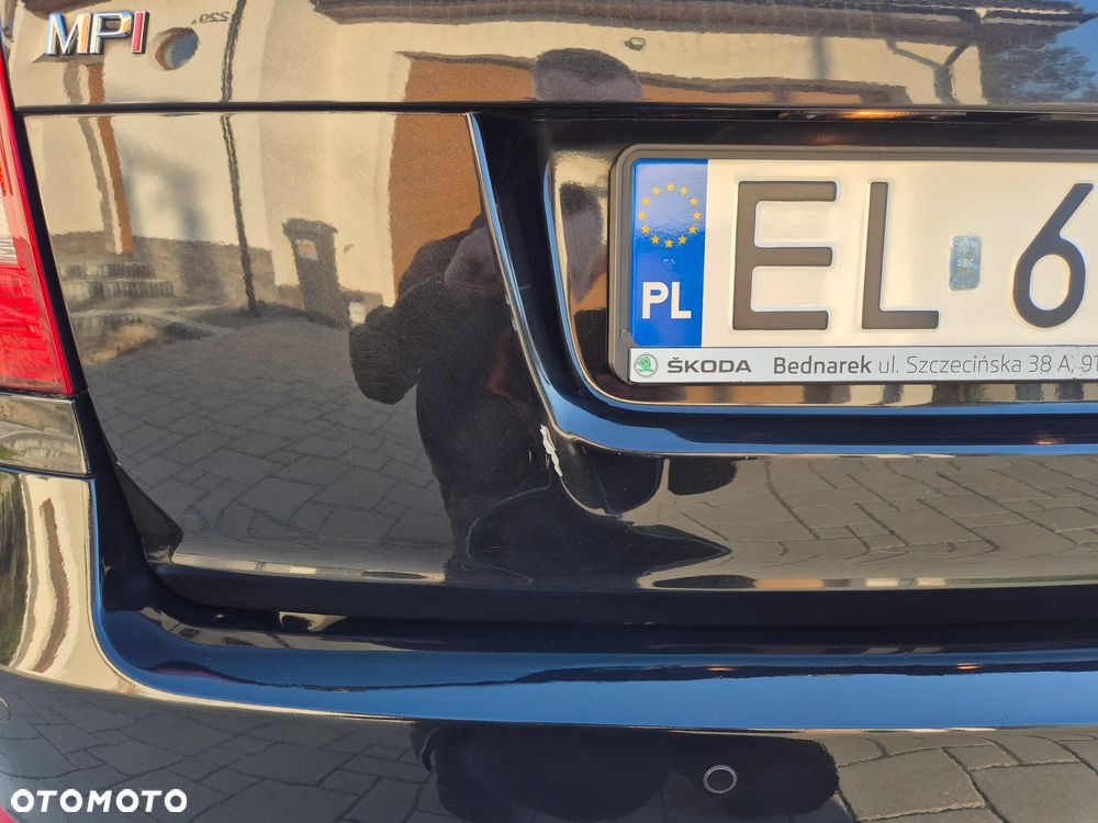 Skoda Octavia 1.6 - 12