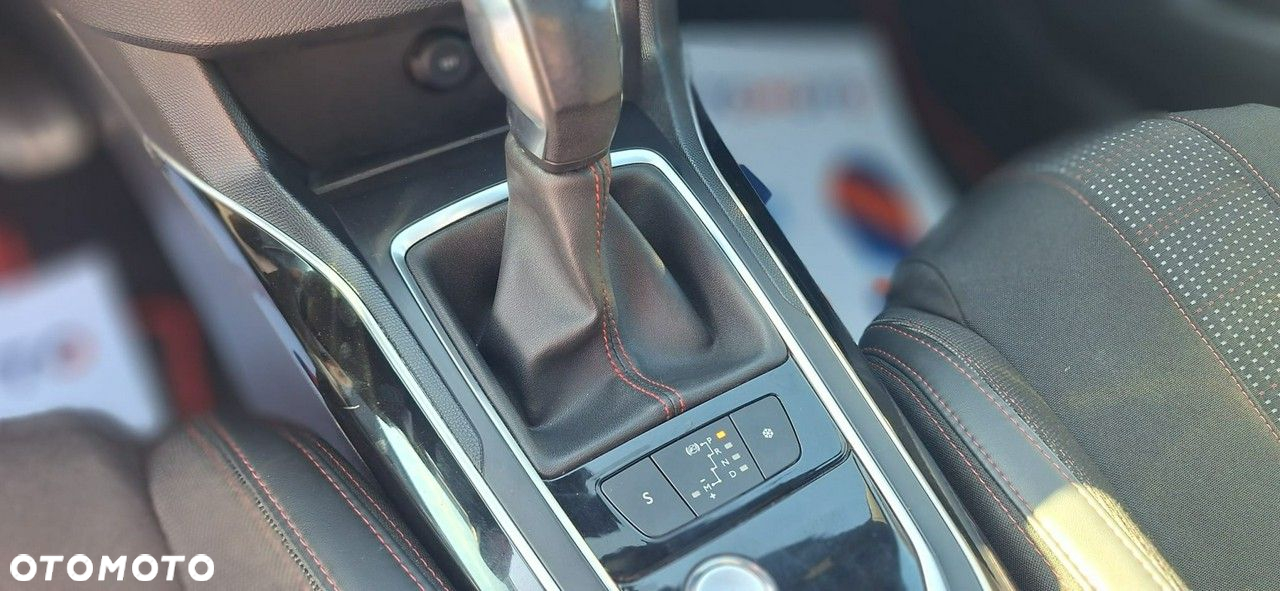 Peugeot 308 - 15