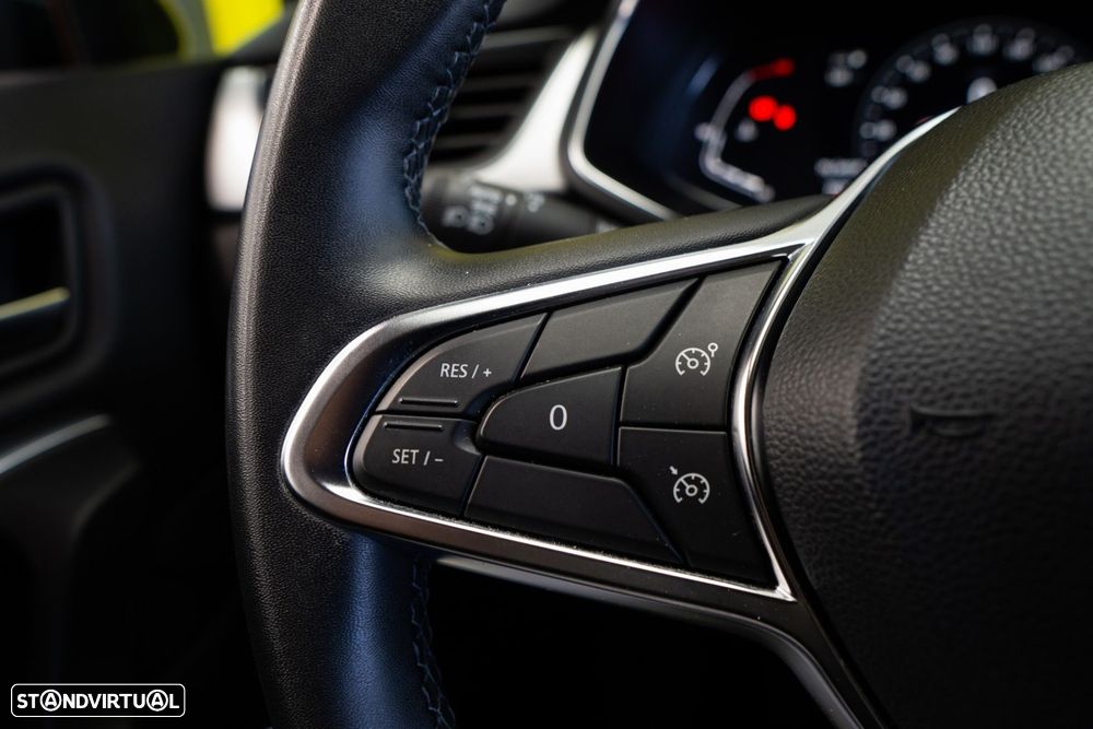 Renault Captur 1.0 TCe Exclusive Bi-Fuel - 27