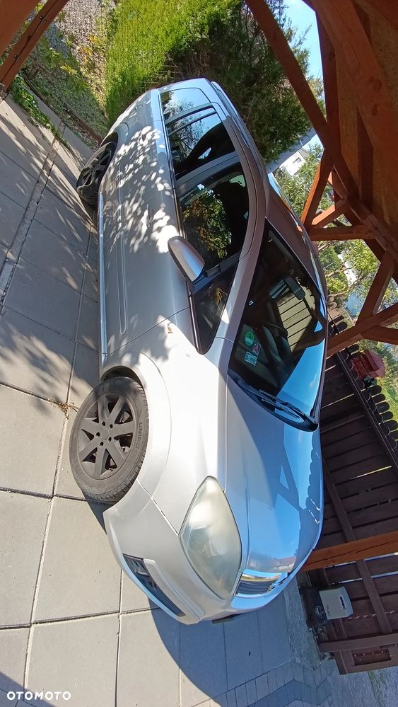 Opel Zafira 1.8 Enjoy - 17