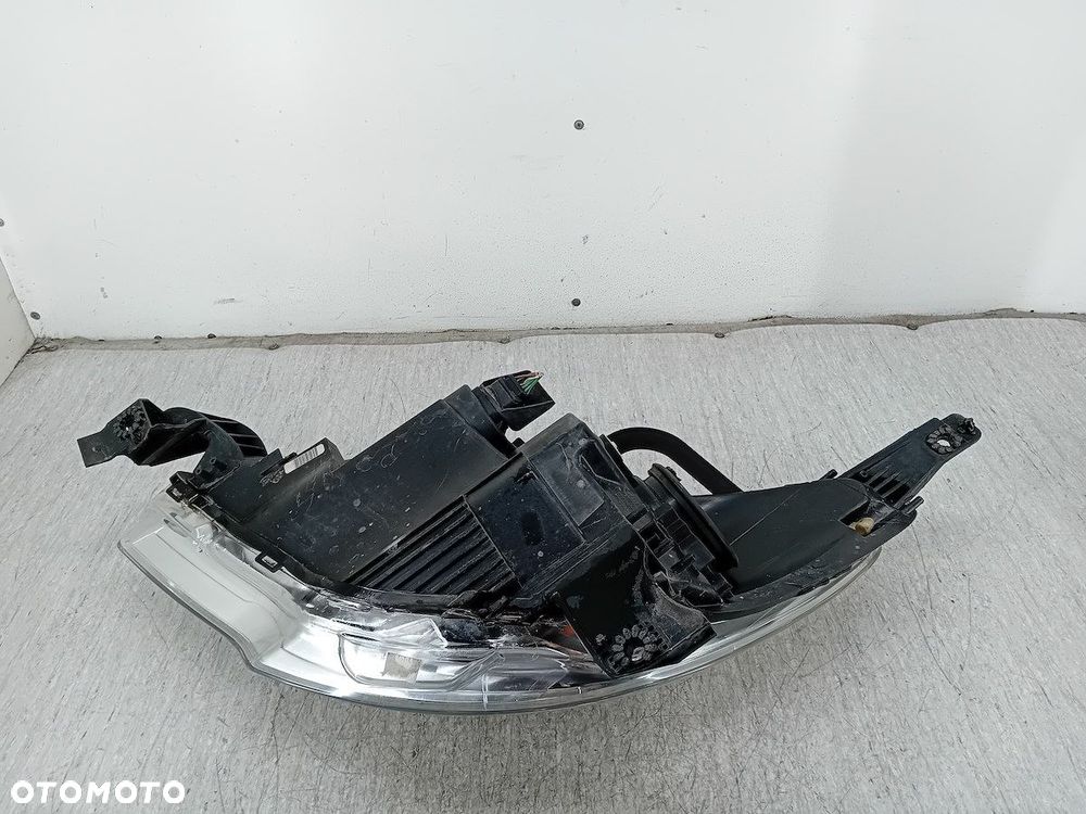 LAMPA PRZÓD PRAWA CITROEN C3 II 9673814380 - 4