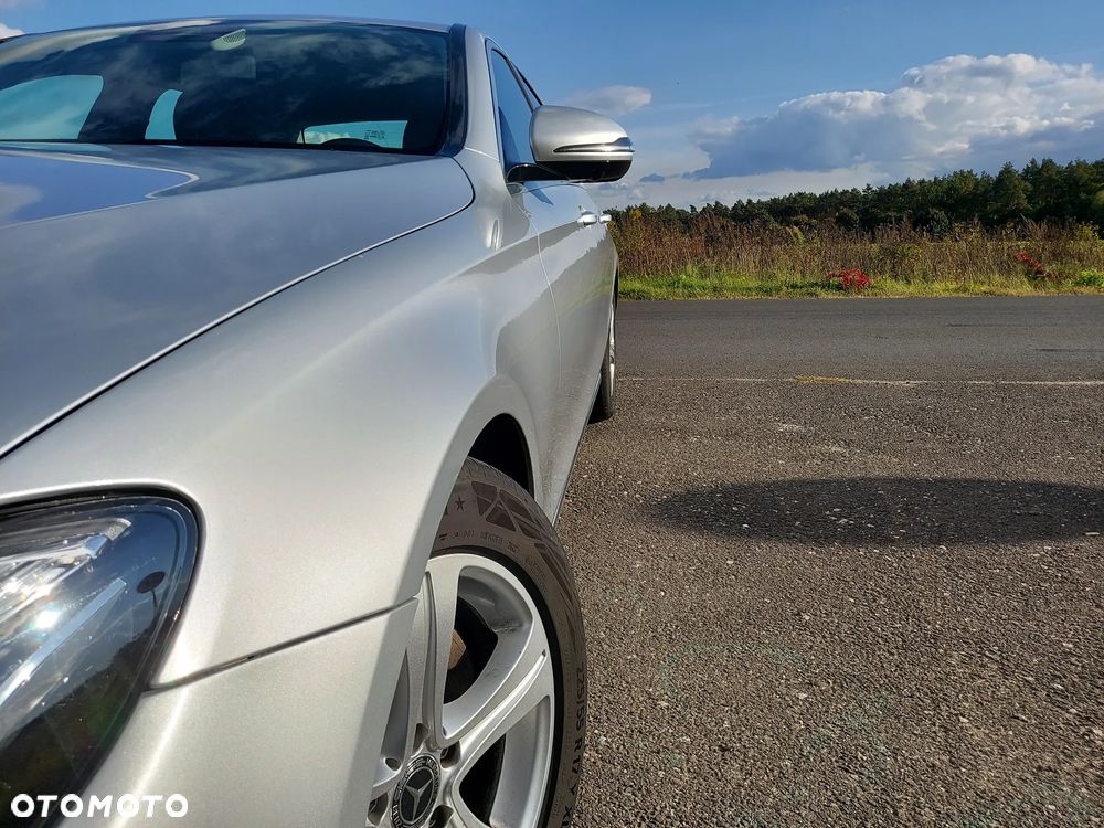 Mercedes-Benz Klasa E 220 d 9G-TRONIC Avantgarde - 18