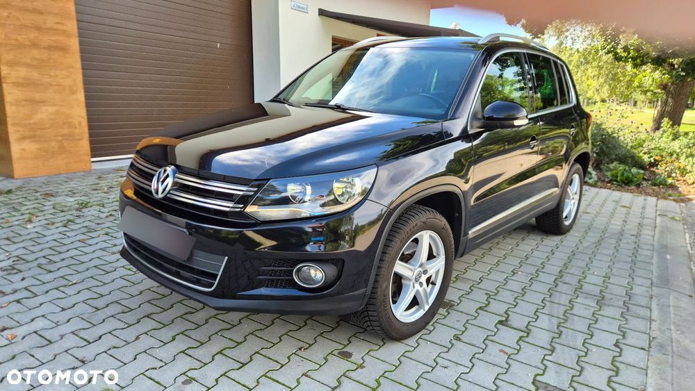 2011 Volkswagen Tiguan 2.0 TDI DPF 4Motion DSG Team, photograph 1
