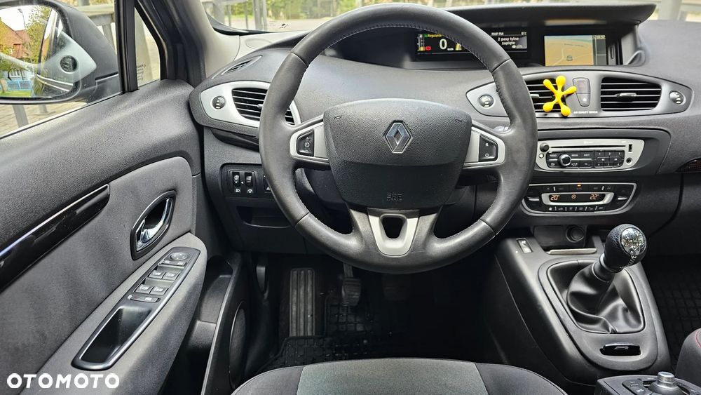 Renault Scenic - 12