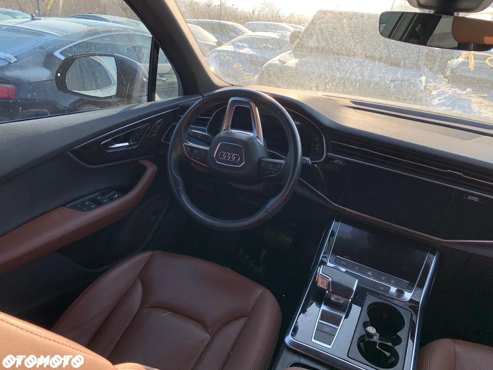 Audi Q7 55 TFSI quattro tiptronic S line - 11