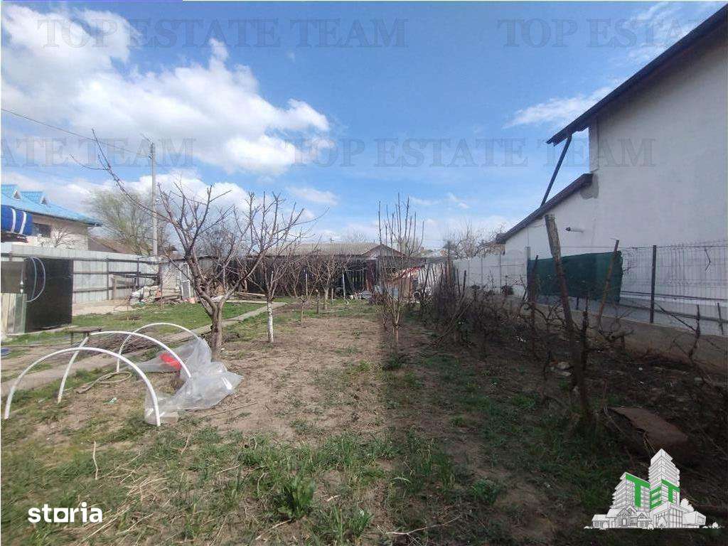 Casa individuala cu teren generos 700 mp, panouri fotovoltaice, langa - Imagine principală: 2/12