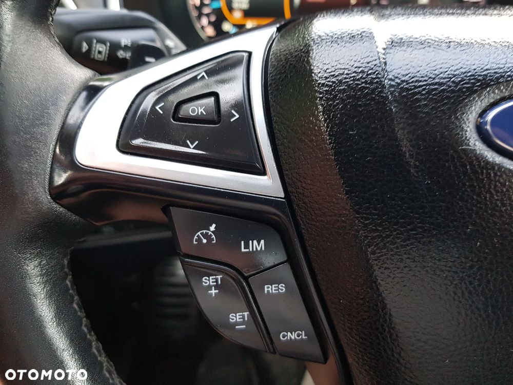 Ford S-Max 2.0 TDCi Titanium PowerShift - 28
