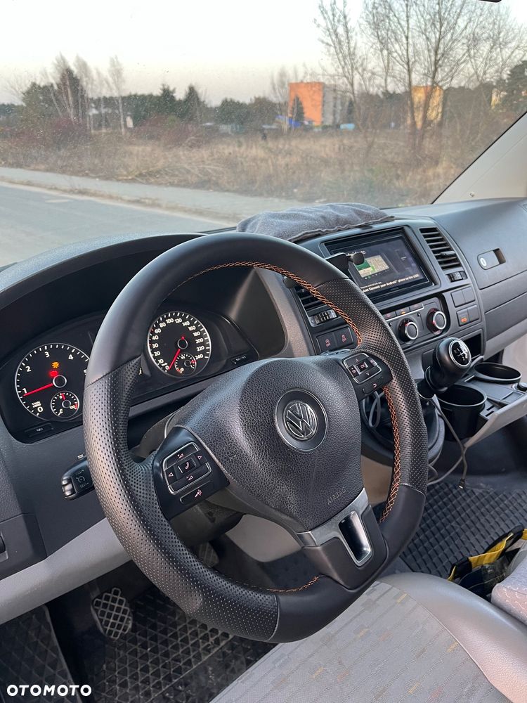 Volkswagen TRANSPORTER T5 - 11