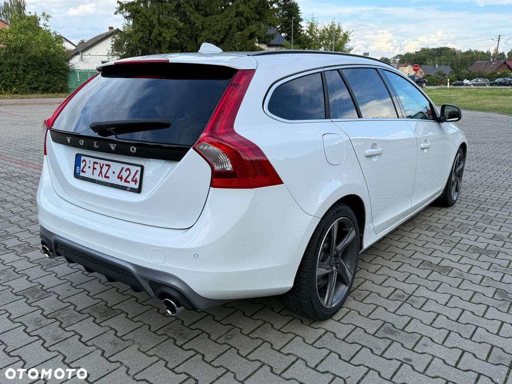 Volvo V60 D4 Drive-E R-Design Summum - 13