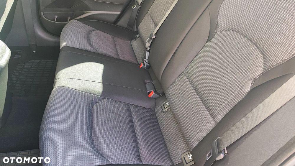 Hyundai i30 - 23