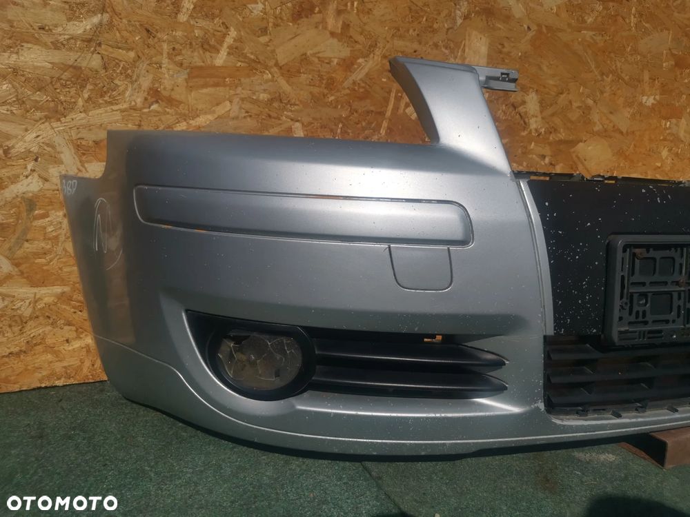 Zderzak Przód Audi A3 8P LY7W - 2