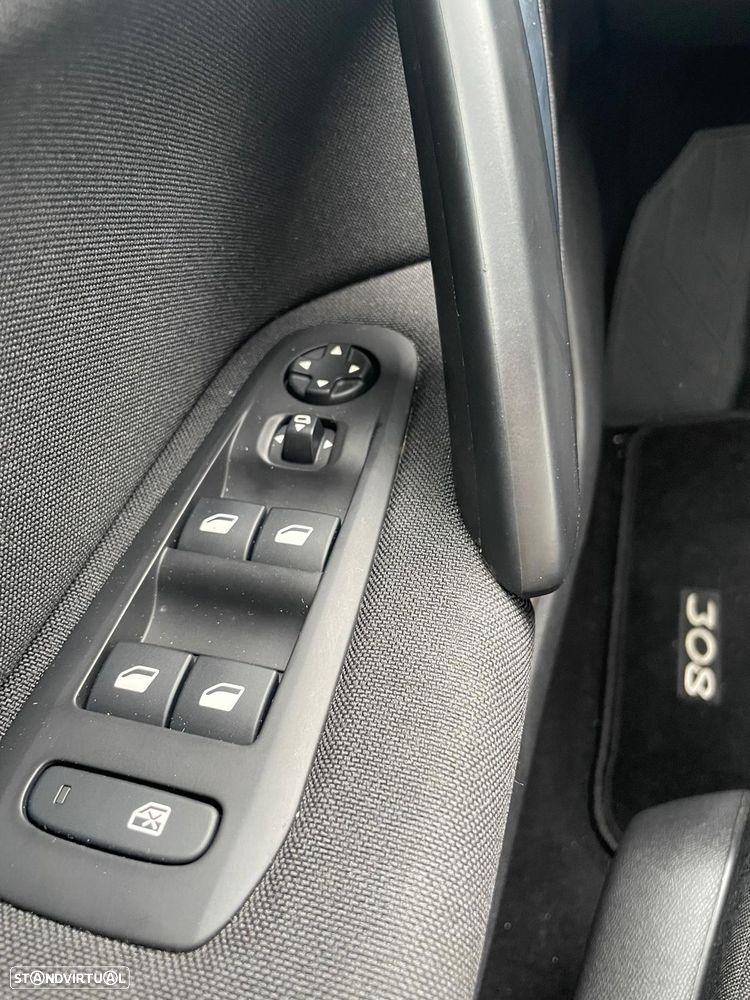 Peugeot 308 PureTech 110 Stop & Start Style - 9