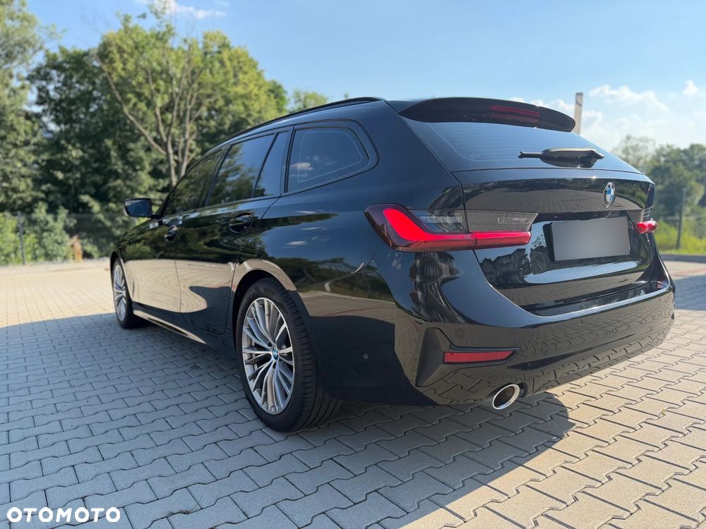 BMW Seria 3 320d xDrive mHEV - 7