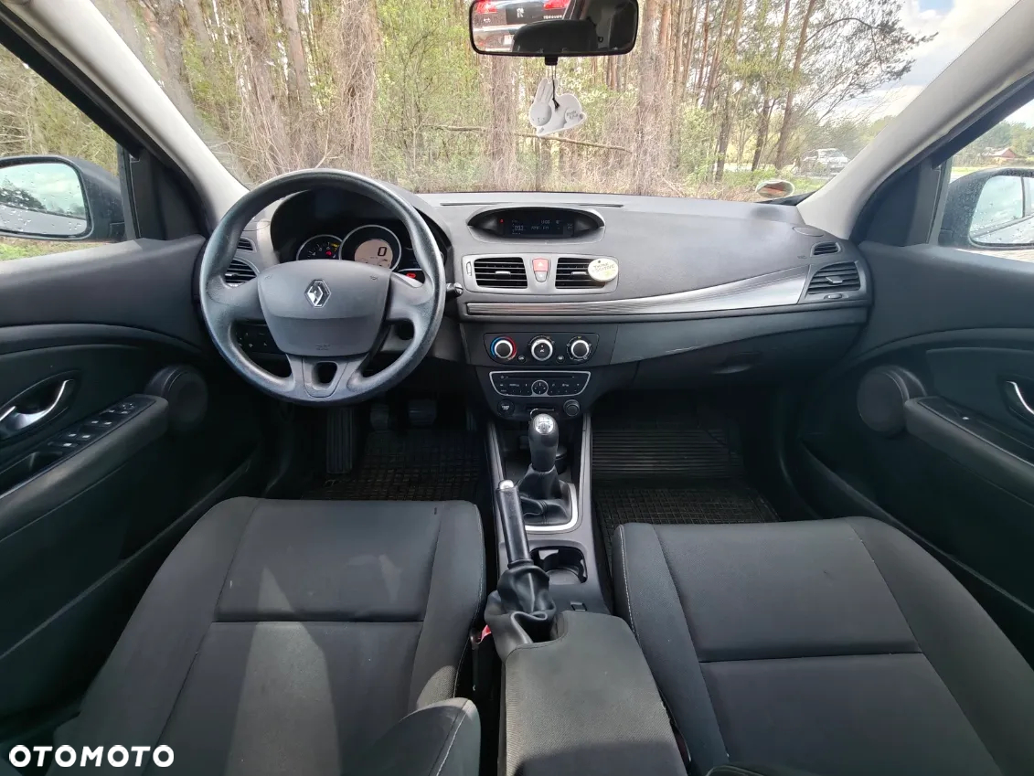 Renault Megane 1.6 16V 100 Authentique - 11