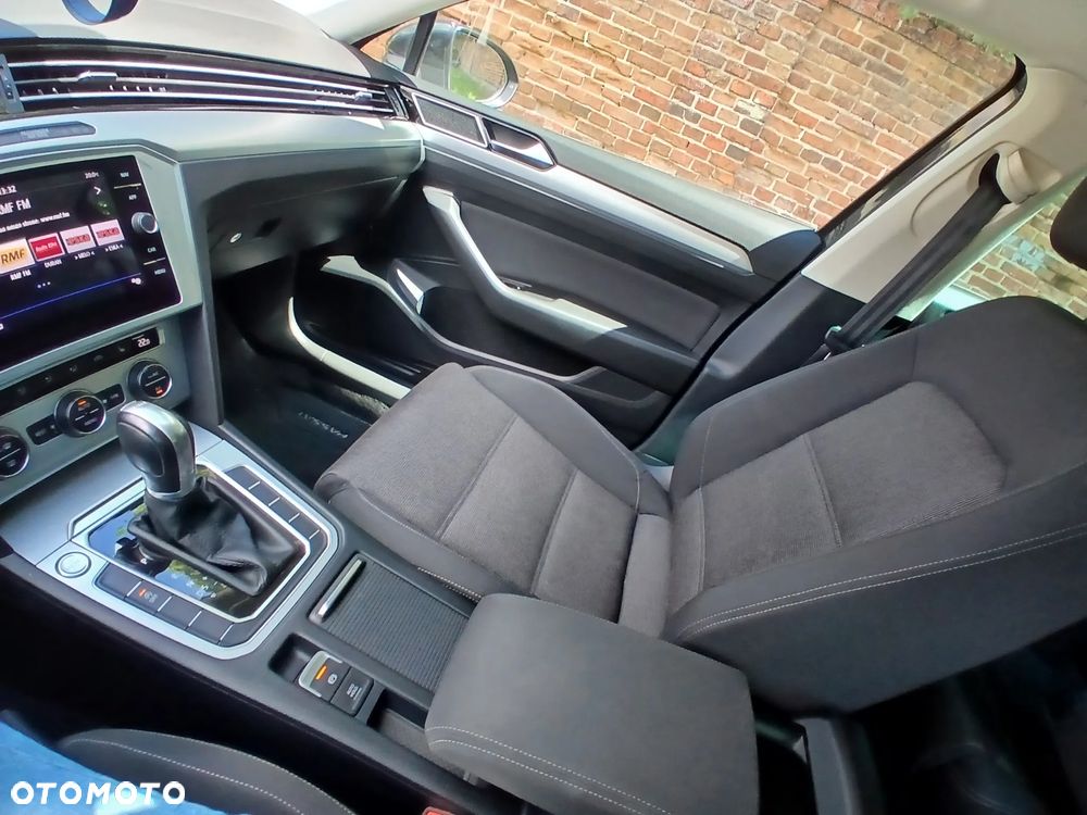 Volkswagen Passat 1.8 TSI BMT Comfortline DSG - 21