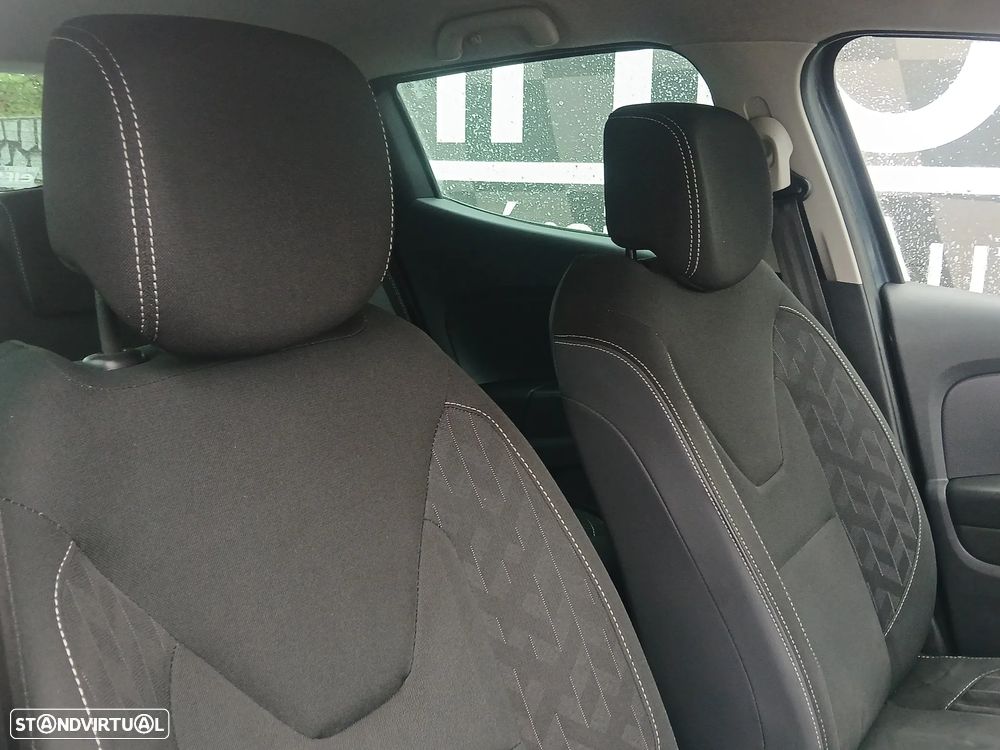Renault Clio 1.5 dCi Limited - 17