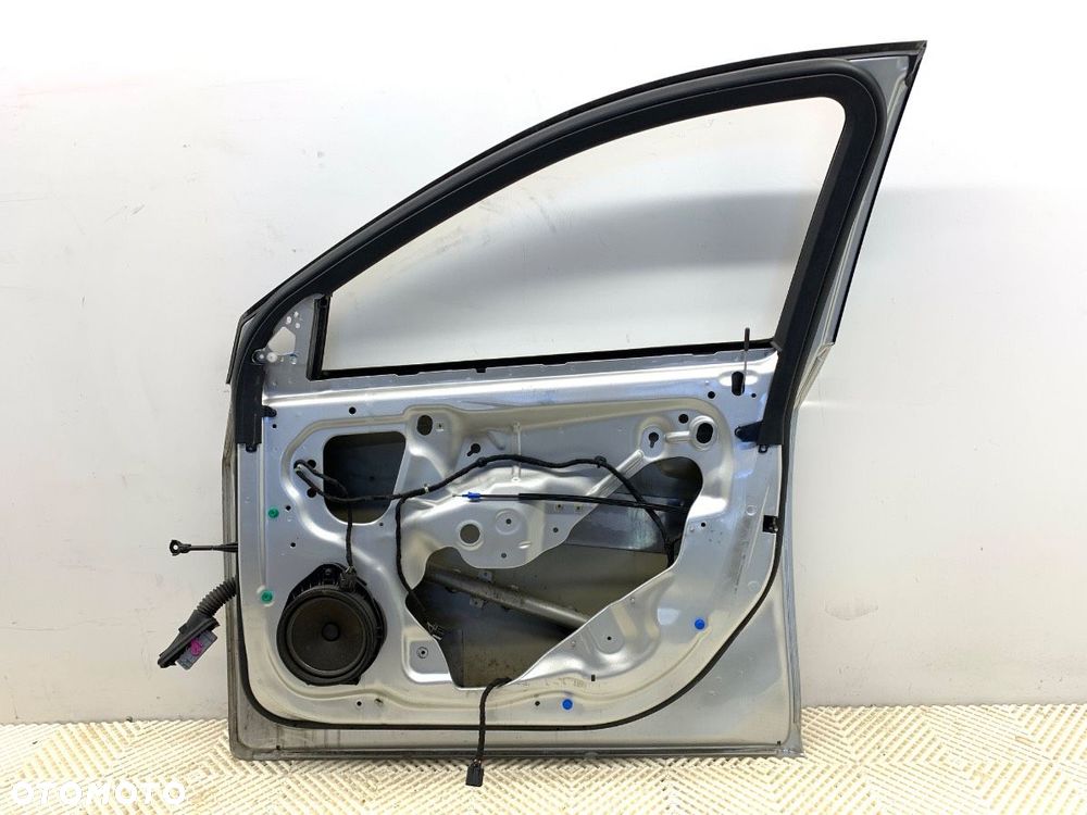 DRZWI PRAWY PRZÓD  CHEVROLET CRUZE liftback (J305) 2010 - 2022 1.8 104 kW [141 KM] benzyna 2011 - - 5
