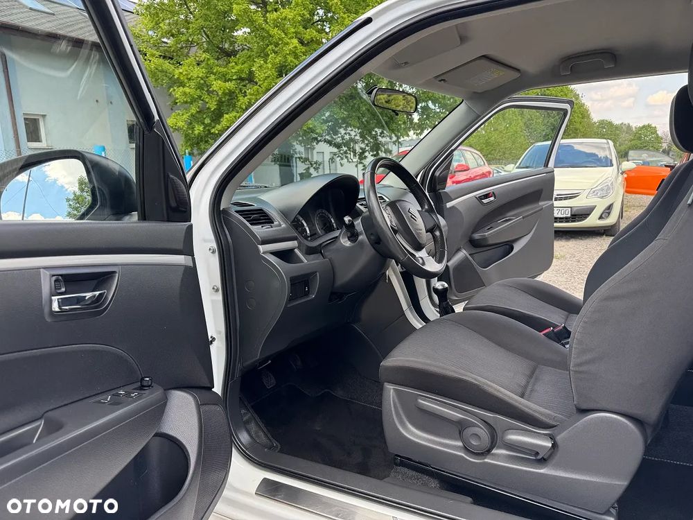 Suzuki Swift 1.2 X-ITE - 20