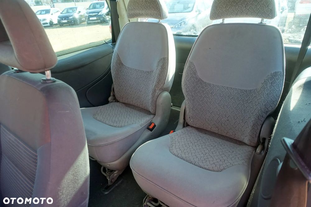 Seat Alhambra 2.0 TDI Reference - 15