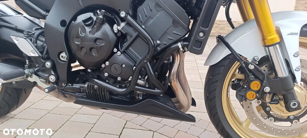 Yamaha FZ8 - 28