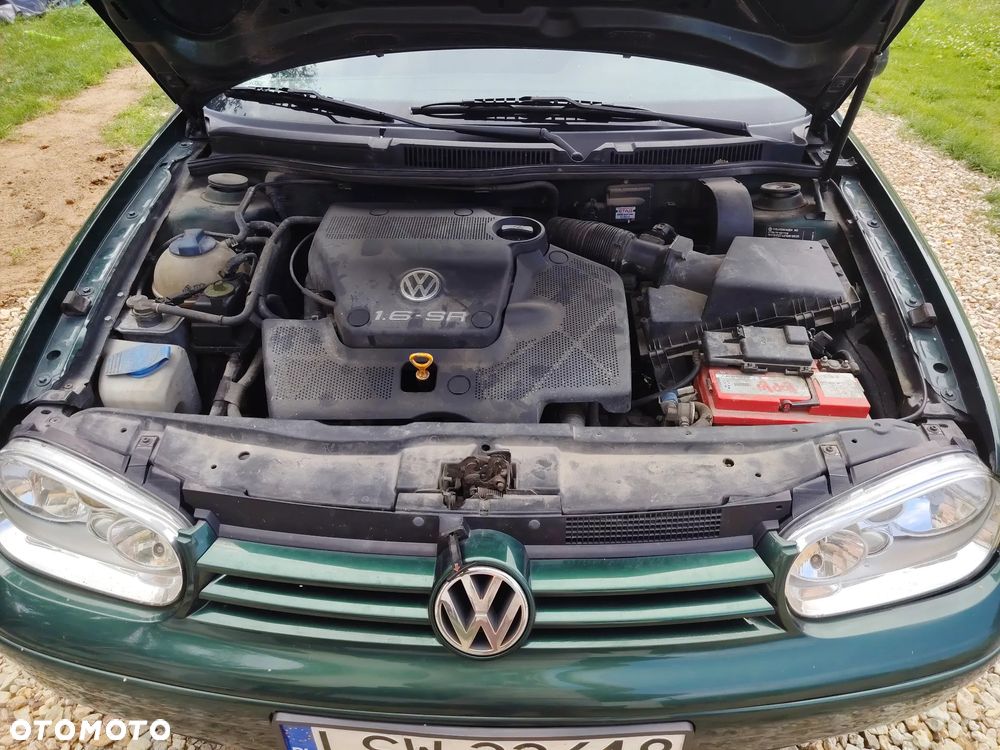 Volkswagen Golf 1.6 Comfortline - 6