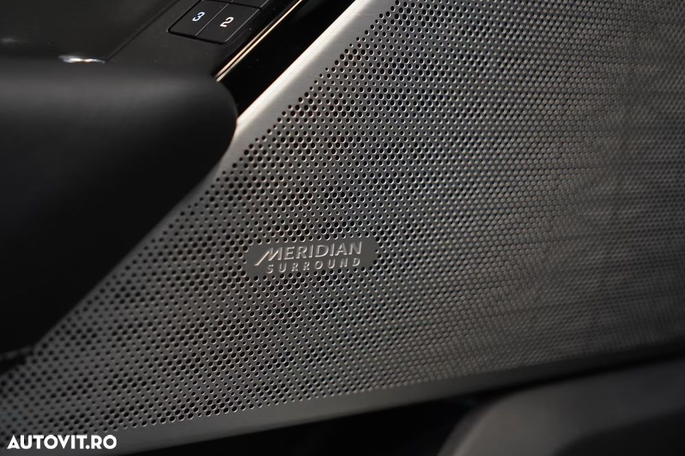 Land Rover Range Rover Velar 2.0 R-Dynamic SE - 16