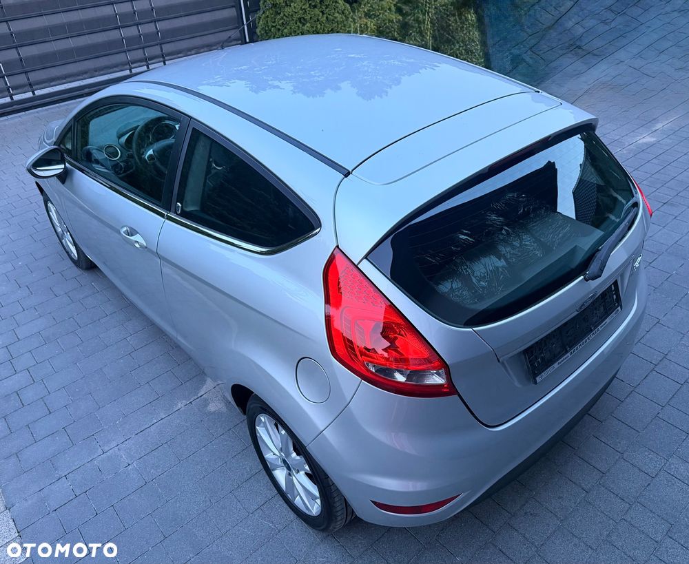 Ford Fiesta 1.4 Ghia - 15