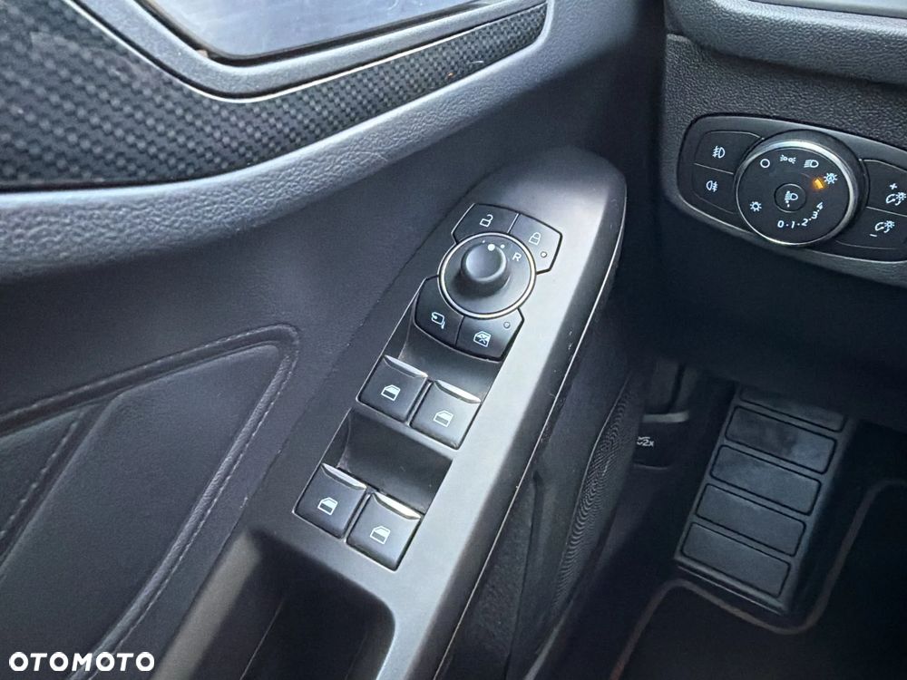 Ford Focus 1.0 EcoBoost mHEV ST-Line X - 17