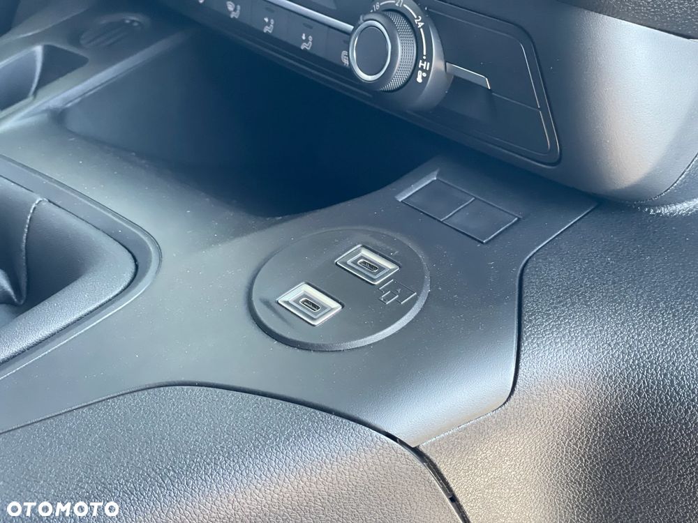 Toyota Proace City - 14