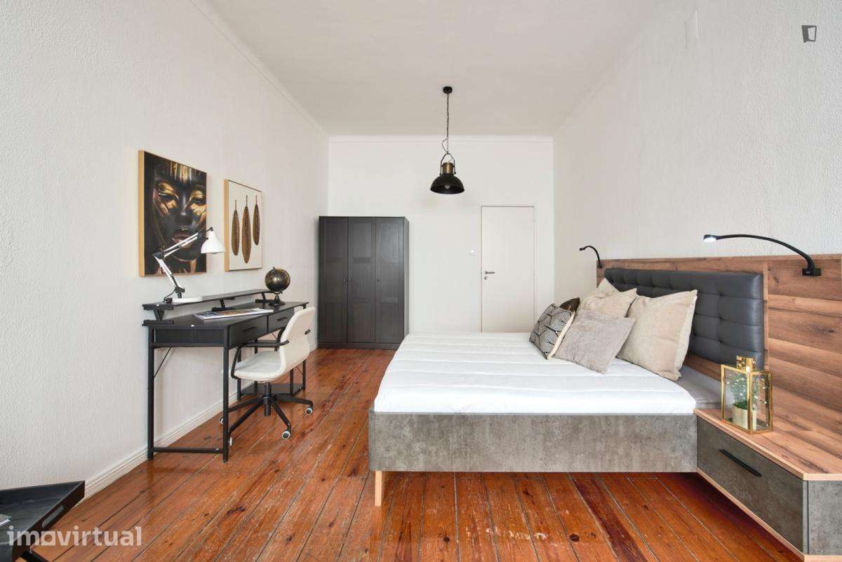 Quarto - localizado em Graça Lisbon - Grande imagem: 4/21