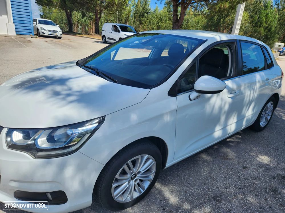 Citroën C4 1.2 PureTech Feel - 1