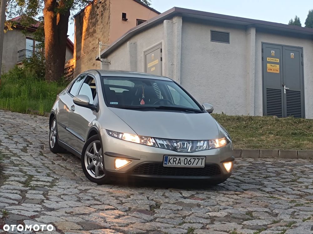 Honda Civic 1.8 Comfort - 3