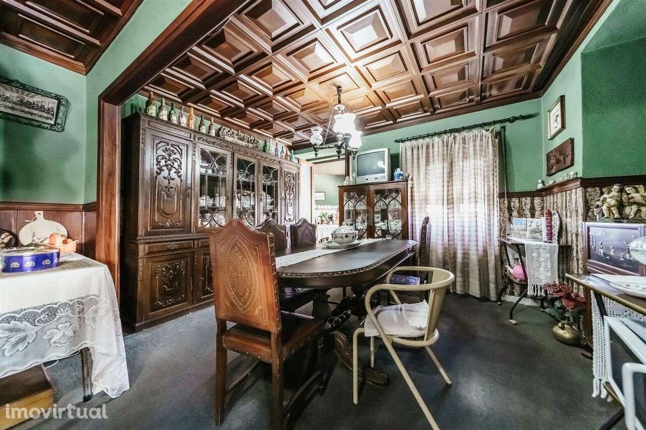 Prédio / Seia, Seia, São Romão e Lapa dos Dinheiros - Grande imagem: 3/17