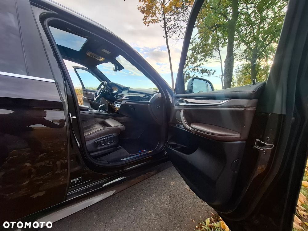 BMW X5 xDrive40d - 16