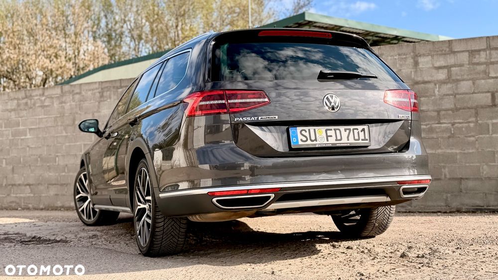 Volkswagen Passat Alltrack 2.0 TDI SCR 4Motion DSG - 17