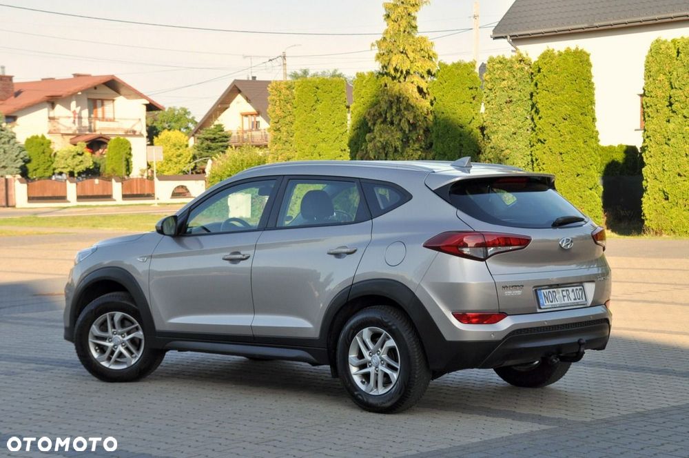 Hyundai Tucson - 13