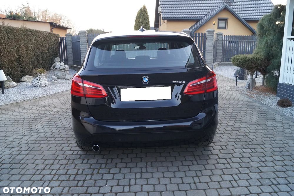 BMW Seria 2 216d - 16