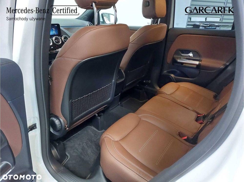 Mercedes-Benz GLA 200 Progressive - 16
