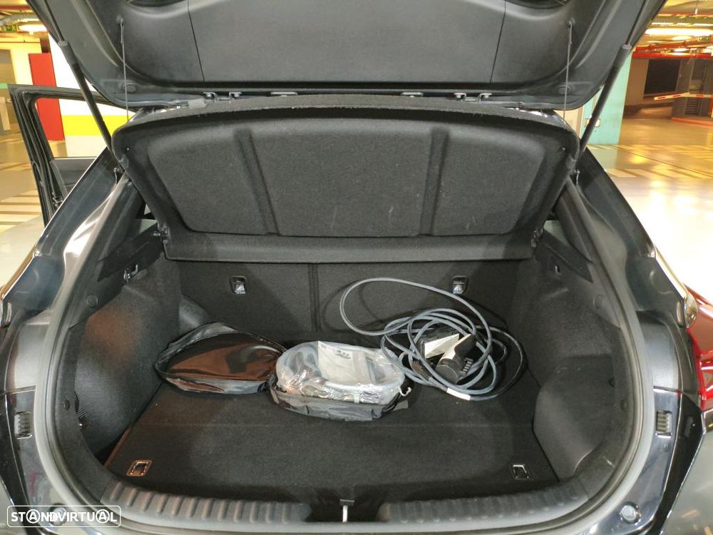 Kia XCeed 1.6 GDi PHEV Drive - 12