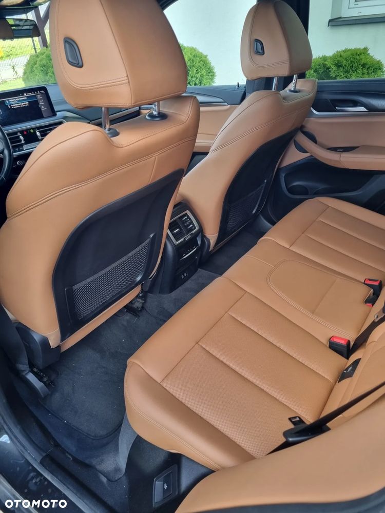 BMW iX3 Impressive - 12