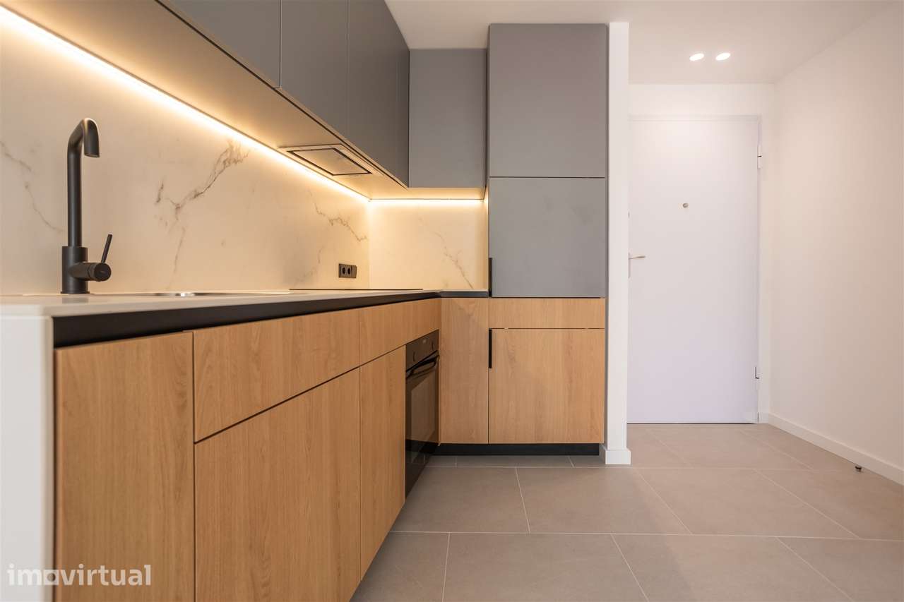 Arrendamento / Apartamento T1 Novo / Leiria - Grande imagem: 2/23