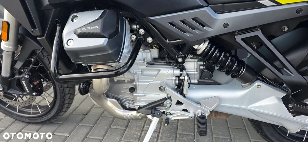 Moto Guzzi Stelvio - 34