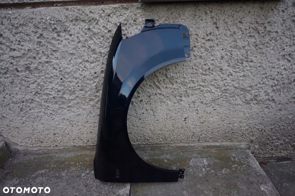 BŁOTNIK PRZEDNI PRAWY AUDI A4 B6 LZ5J 00/04r - 2