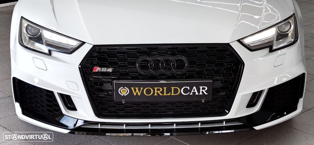 Audi A4 Avant 2.0 TDI S-line - 4