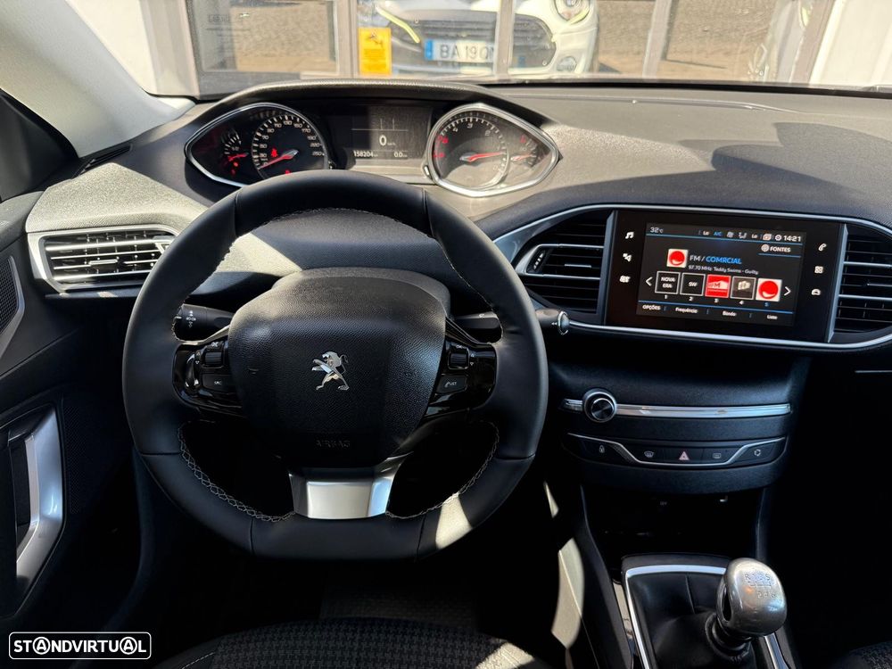 Peugeot 308 1.6 BlueHDi Allure J17 - 18