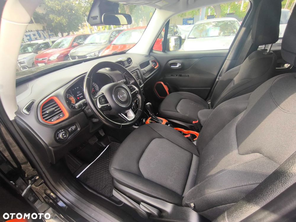 Jeep Renegade 2.0 MultiJet Limited 4WD S&S - 11