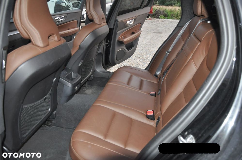 Volvo V60 D4 AWD Inscription - 26