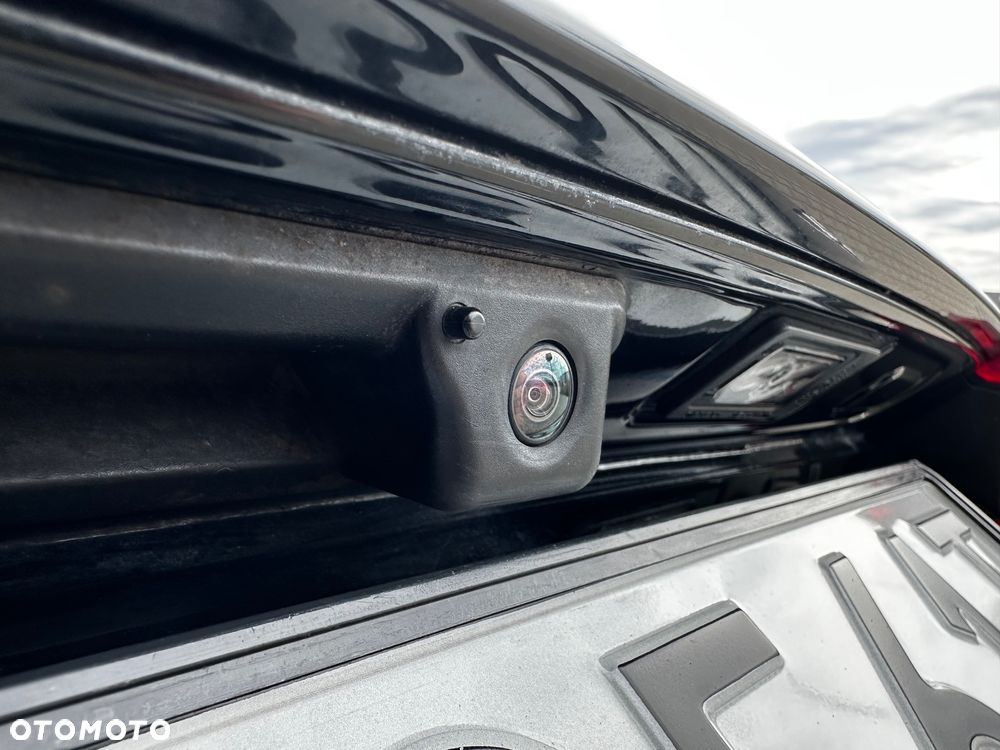 Audi A6 Avant 40 TDI quattro S tronic - 29